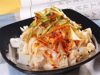 兄弟涼皮加盟費:創(chuàng)業(yè)新選擇,投資少回報高!