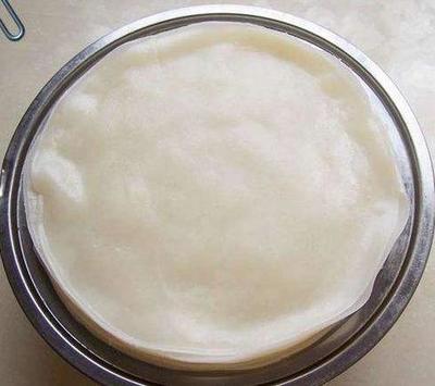 做涼皮時，加鹽，還是加淀粉?都不對，這樣做，涼皮筋道又透亮!